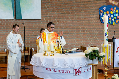 Heilige Messe mit den Firmkandidaten